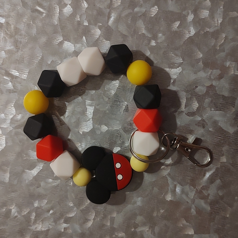 Stretchy keychain bracelet- large Mickey head